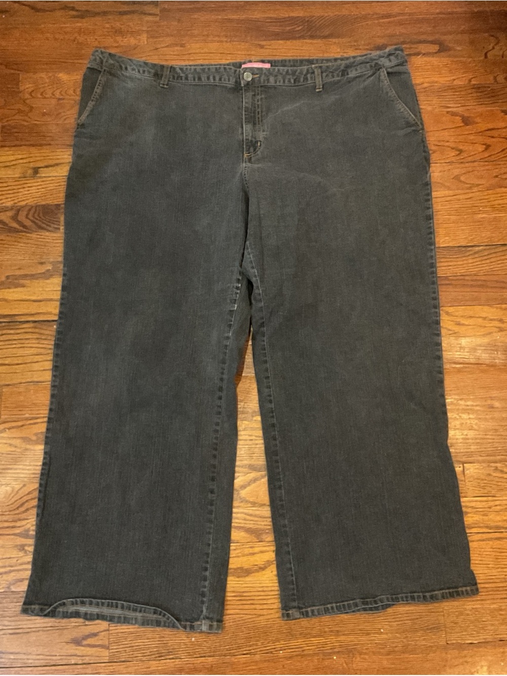 Plus size baggy jeans